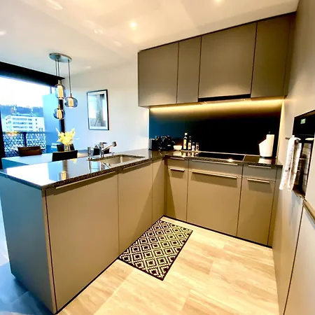 Apartamento Glad Spot: - - Design - Netflix *