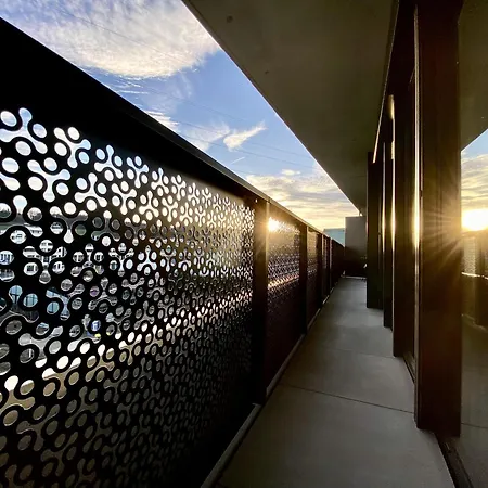 شقة Glad Spot: - - Design - Netflix