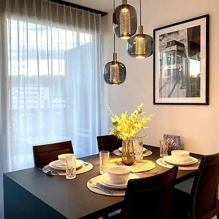 Glad Spot: - - Design - Netflix Апартаменты *