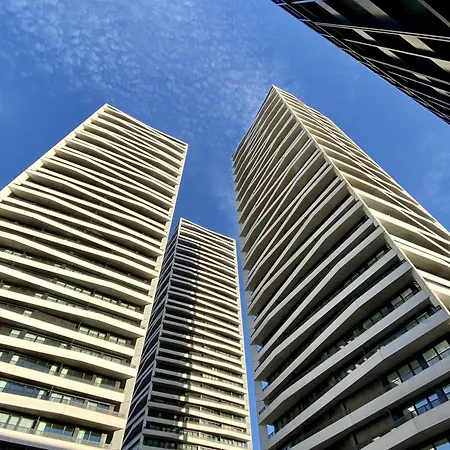 Glad Spot: - - Design - Netflix